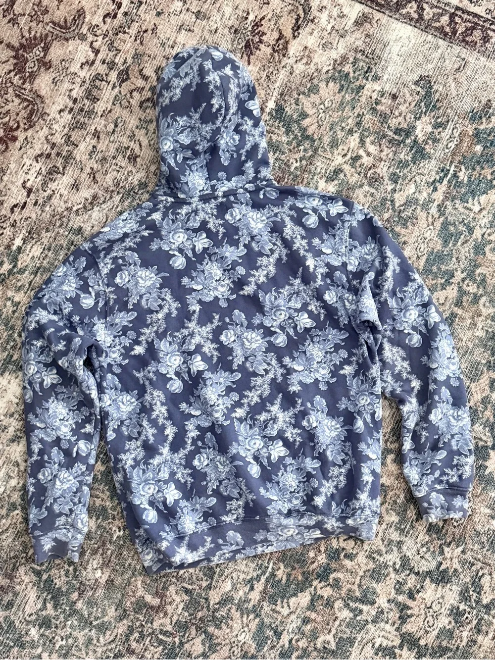 GAP x LoveShackFancy Pullover Hooded Sweater‎ Small